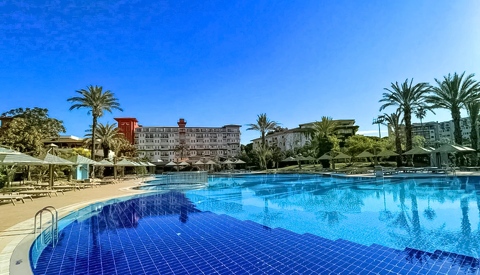 هتل گلدن کراون کندی